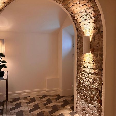 Luxurious 2 Bedroom Apartment With Sea View In Monkstown Blackrock  Exterior foto